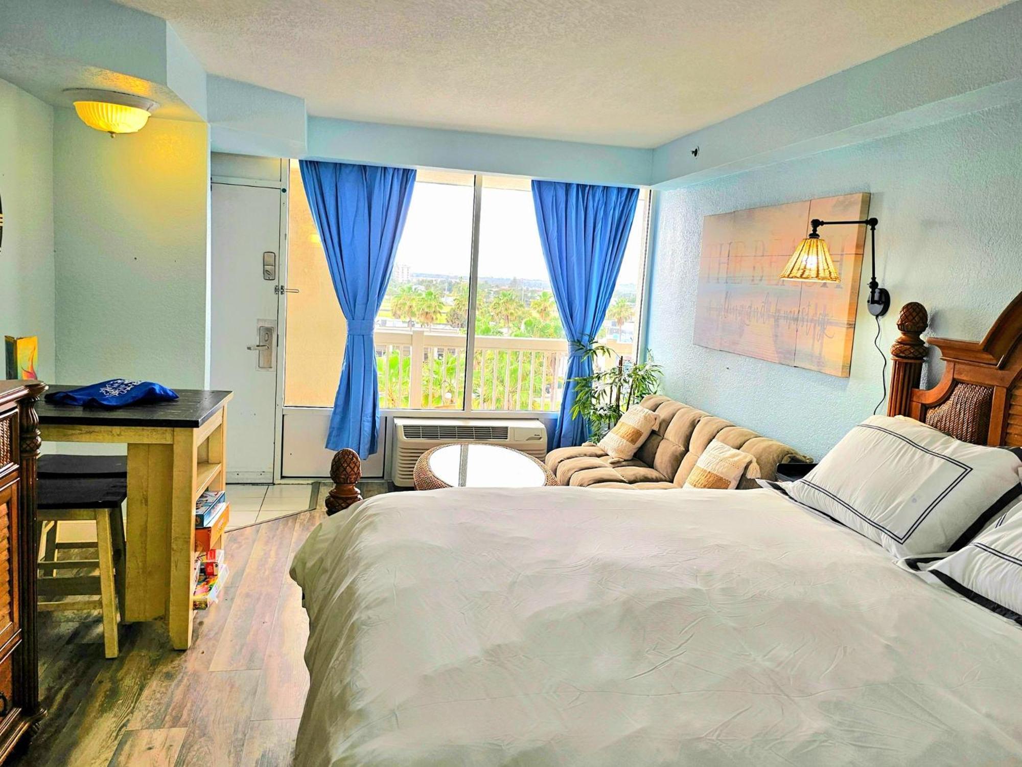 Stay On The Beach! Wonderful Location! Daytona Beach Esterno foto
